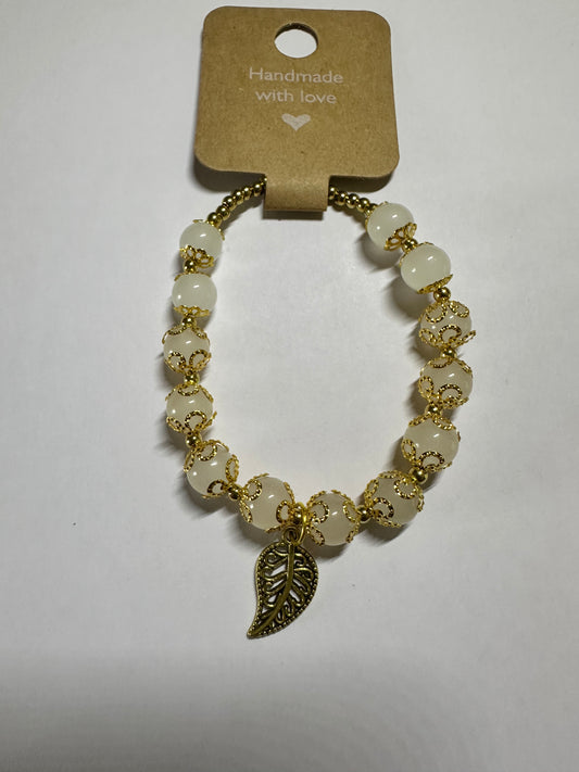 Pearl and gold leaf bracelet