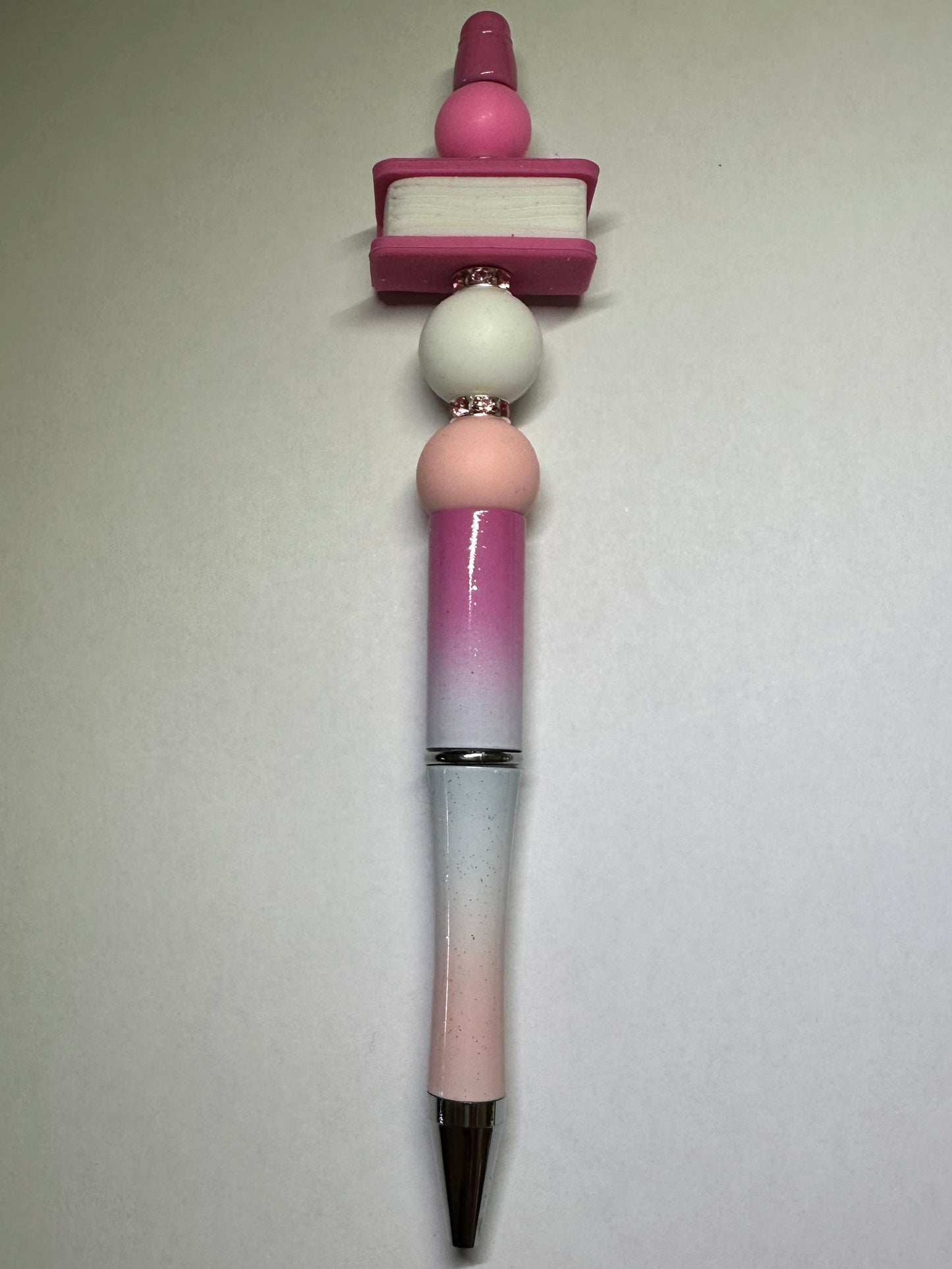 Ombre "book lover" pen