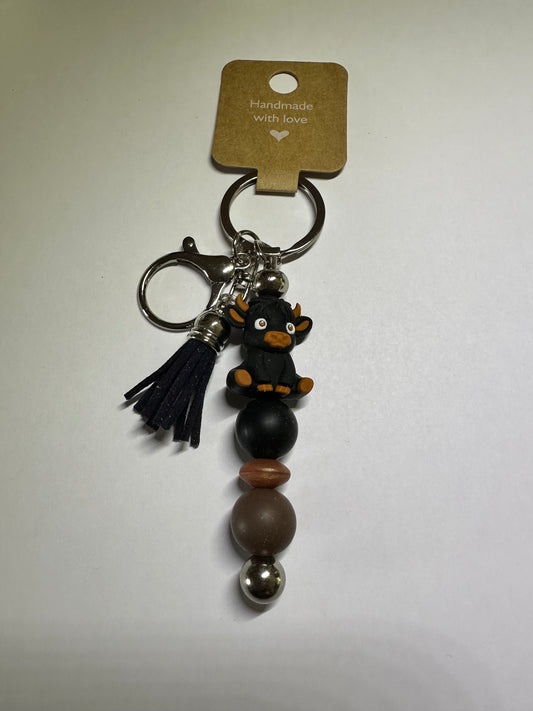 Black Highland cow keyring